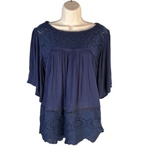 Knox Rose Top Medium Embroidered Eyelet Gauzey Boho Chic Cottage Flowy Indie‎